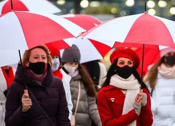 protesti-v-bilorusi-tikhanovska-pidtrimala-zaplanovaniy-marsh-susidiv