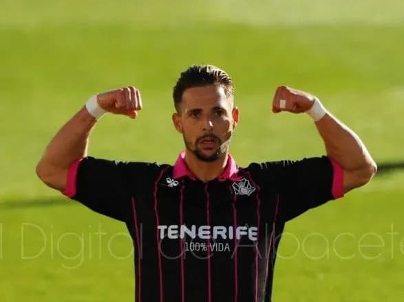 napadnik-dinamo-sol-vidznachivsya-golom-u-poyedinku-segundi-proti-klubu-zozuli