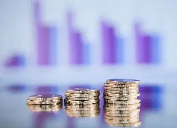 nbu-nadav-chotirom-bankam-mayzhe-5-8-mlrd-grn-refinansuvannya