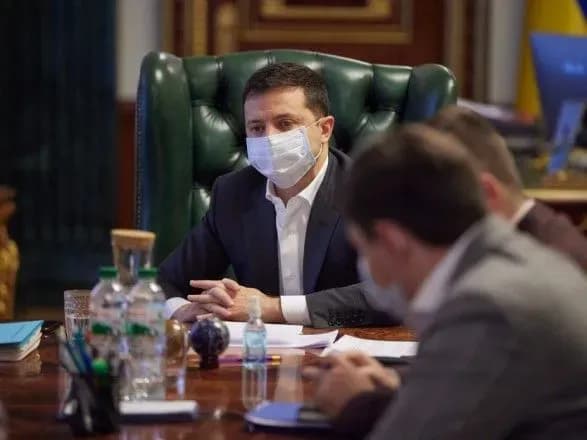 ofis-prezidenta-kerivnitstvo-derzhavi-obgovoryuye-dotsilnist-zaprovadzhennya-lokdaunu