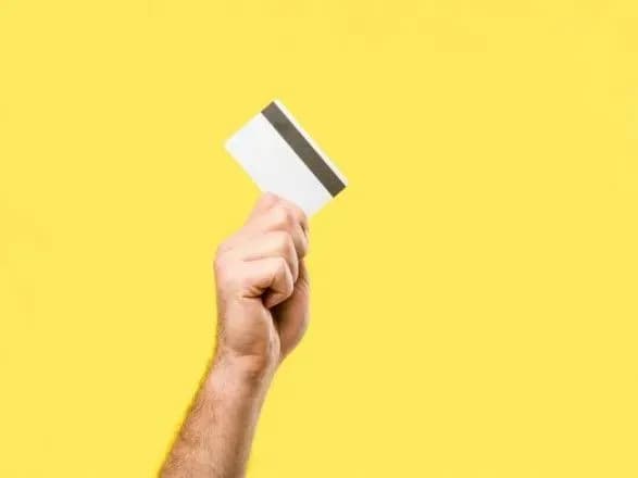 kozhnomu-pyatomu-uchasniku-probnogo-zno-ne-povernuli-groshi