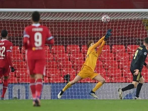 liverpul-obigrav-ayaks-ta-viyshov-u-pley-off-ligi-chempioniv