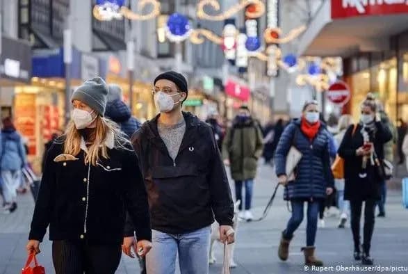 cherez-covid-19-usi-regioni-nimechchini-viznani-zonami-riziku