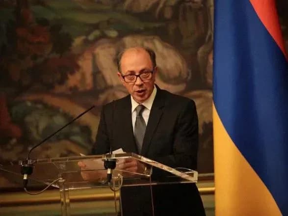 situatsiya-u-karabasi-glava-mzs-virmeniyi-zayaviv-scho-krayina-gotova-na-obmin-polonenimi-z-azerbaydzhanom-vsikh-na-vsikh