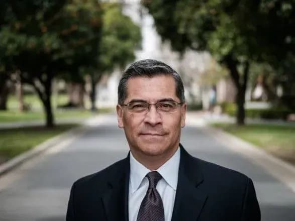 bayden-mozhe-visunuti-genprokurora-kaliforniyi-na-posadu-golovi-moz-nyt