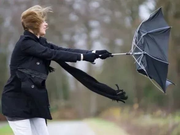 porivi-vitru-i-do-11-morozu-sinoptiki-dali-prognoz-pogodi-na-zavtra