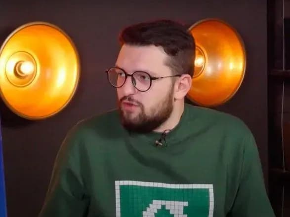 zhurnalist-pobachiv-pozitiv-vid-popadannya-ukrayini-do-divizionu-b