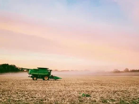 blizko-6-mln-gromadyan-u-silskiy-mistsevosti-ne-mayut-dostupu-shvidkisnogo-internetu-mintsifri