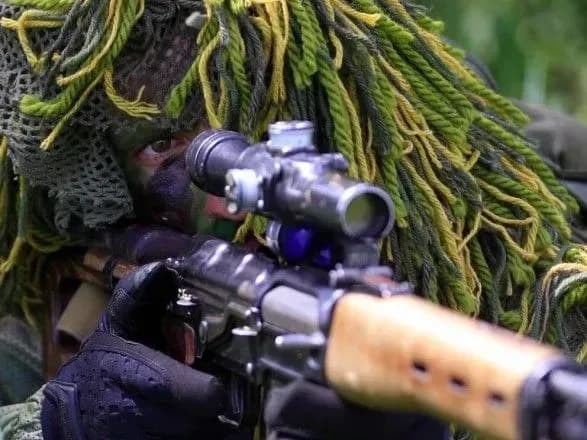 ukrayina-v-stskk-zayavila-pro-sistemne-zastosuvannya-boyovikami-snayperskogo-vognyu-na-donbasi