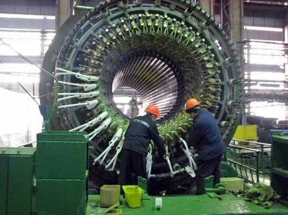 krakh-elektrovazhmashu-otsinili-v-kiyevi-u-glavi-fdmu-sennichenka-nezadovilno-za-upravlinnya-zavodom-i-7-ma-kriminalna-sprava