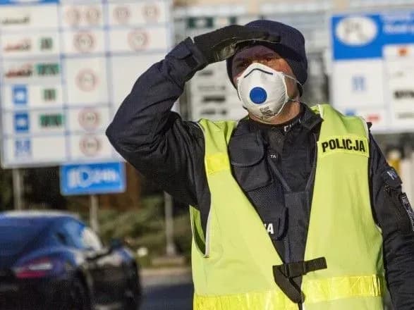 polscha-vvodit-natsionalniy-karantin-do-17-sichnya