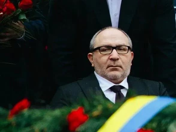 v-ofisi-prezidenta-vidreaguvali-na-smert-kernesa