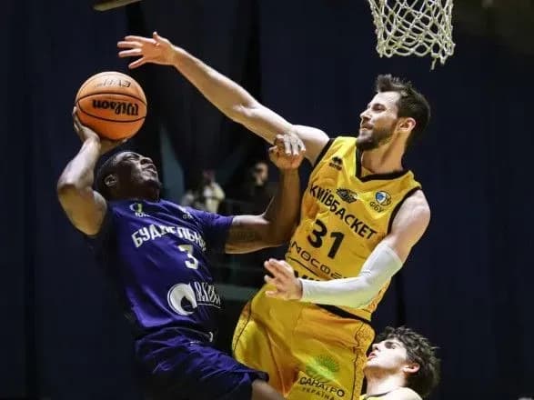 bk-budivelnik-viyshov-peremozhtsem-iz-kiyivskogo-derbi-v-matchi-superligi