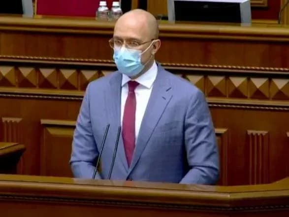 shmigal-kilkist-vipadkiv-covid-19-do-kintsya-roku-syagne-1-mln-osib-ale-uryad-maye-plan