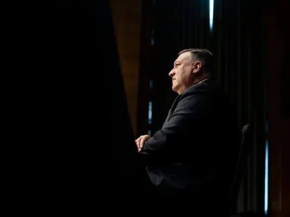 pompeo-zayaviv-glavi-mzs-turechchini-scho-rosiyski-s-400-nesut-zagrozu-personalu-ssha