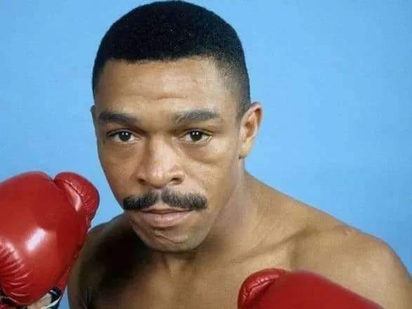 pishov-z-zhittya-trirazoviy-chempion-svitu-z-boksu