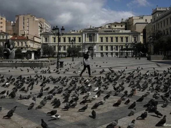 uryad-gretsiyi-posiliv-karantin-cherez-spalakh-covid-19-elladska-tserkva-vistupila-proti-cherez-vodokhresche