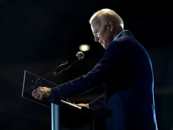 bayden-pro-zakhoplennya-uryadovikh-budivel-u-vashingtoni-tse-ne-protest-tse-zakolot