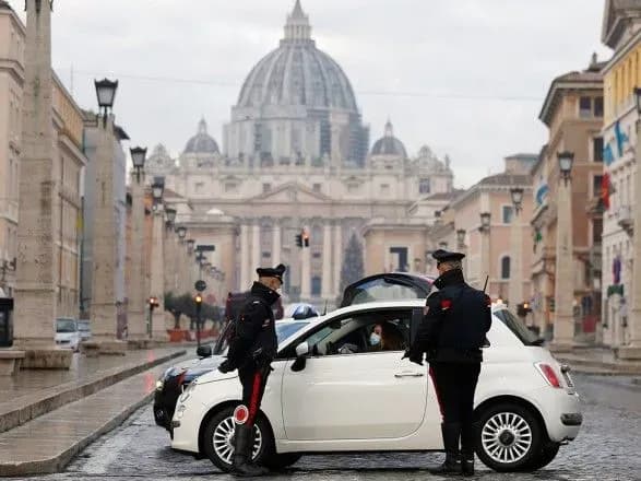 cherez-covid-19-uryad-italiyi-prodovzhiv-rezhim-ns-u-krayini-do-kintsya-kvitnya