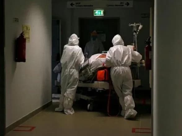 u-portugaliyi-nayvischiy-v-sviti-riven-zakhvoryuvanosti-covid-19-i-zakinchuyutsya-lizhka-u-viddilennyakh-intensivnoyi-terapiyi