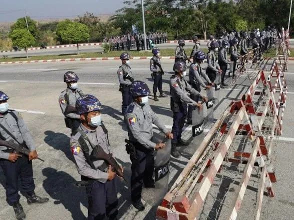 perevorot-u-myanmi-reaktsiya-derzhav