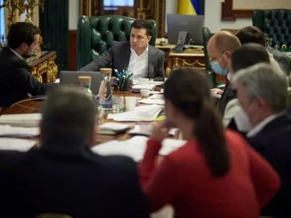 parad-iz-viyskovoyu-tekhnikoyu-kontsert-i-krimska-platforma-zelenskiy-predstaviv-kontseptsiyu-yuvileyu-nezalezhnosti