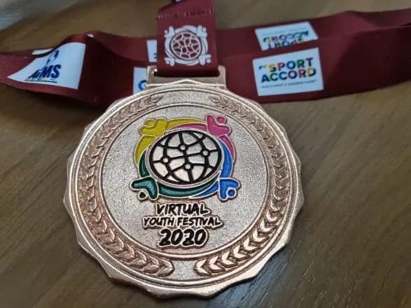 boks-v-chasi-pandemiyi-ukrayinka-zdobula-medal-pershogo-v-istoriyi-virtualnogo-molodizhnogo-festivalyu