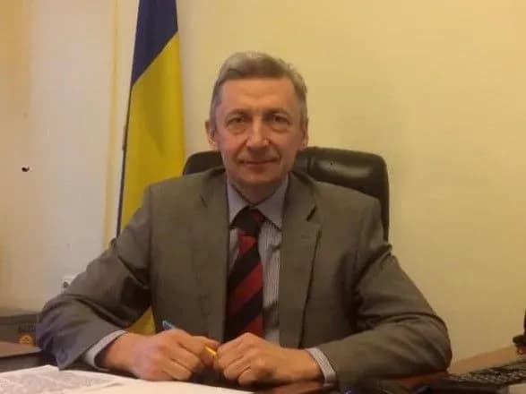 vologo-prokholodno-i-pid-videosposterezhennyam-yak-utrimuyut-uvyaznenikh-krimskikh-tatar