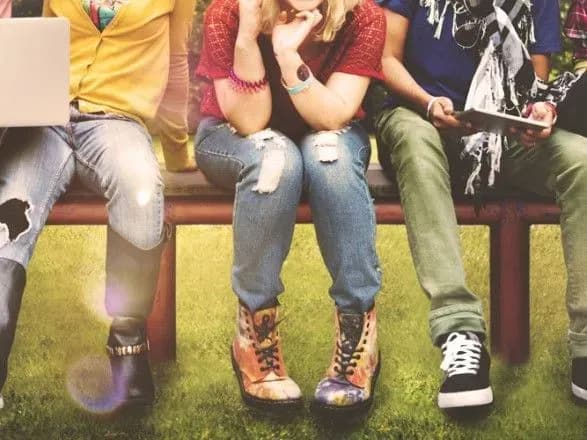 diti-osvichenikh-batkiv-chastishe-zlovzhivayut-alkogolem-ta-kradut-doslidzhennya-britanskikh-vchenikh