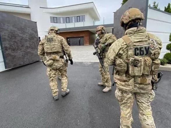 v-ukrayini-nakrili-bagatorichnu-skhemu-postavok-na-metalurgiyni-pidpriyemstva-z-orlo