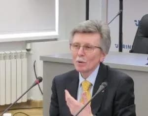 skandal-iz-dp-medzakupivli-ekspert-vvazhaye-scho-premyer-shmigal-povinen-rozvyazati-problemu-z-neefektivnim-kerivnikom