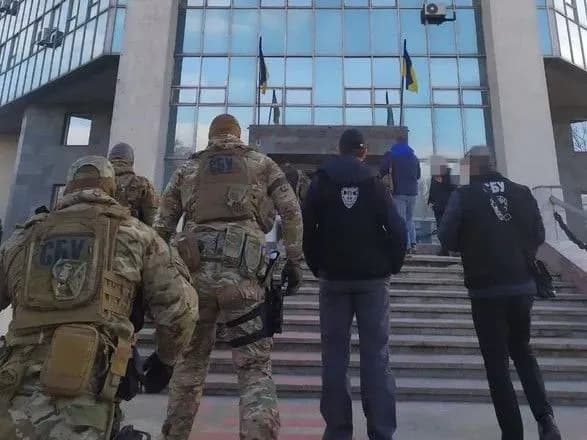 skhema-na-2-milyardi-sbu-ne-dala-spisati-455-suden-i-barzh-iz-dunayskogo-paroplavstva