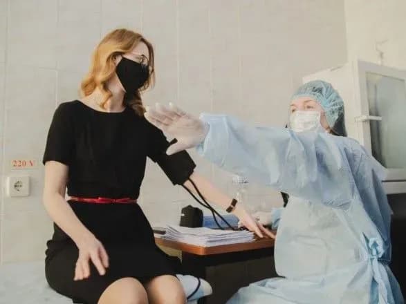 roksolana-pidlasa-pro-vaktsinatsiyu-pochuvayusya-dobre-khvist-ne-viris