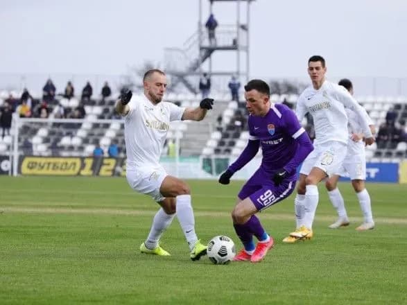 prodovzhili-padinnya-mariupol-zaznav-devyatoyi-porazki-v-sezoni