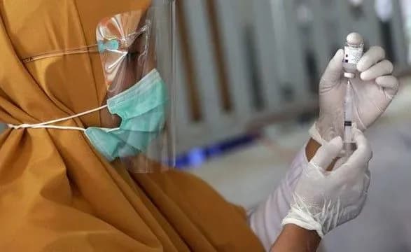 biontech-stvorila-alyans-z-kompaniy-yaki-planuyut-vigotoviti-2-milyardi-doz-vaktsin-tsogorich