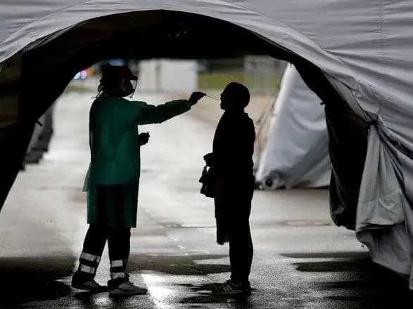 ofis-merkel-napolyagaye-na-prodovzhenni-karantinu-u-nimechchini