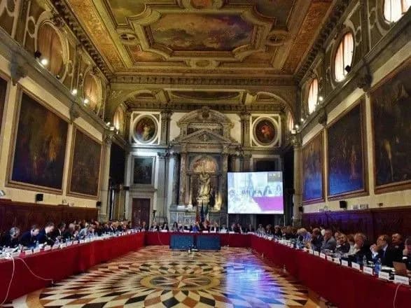 venetsianka-pozitivno-otsinila-zakonoproekt-pro-konstitutsiynu-protseduru-ale-nedoliki-tezh-pomitila