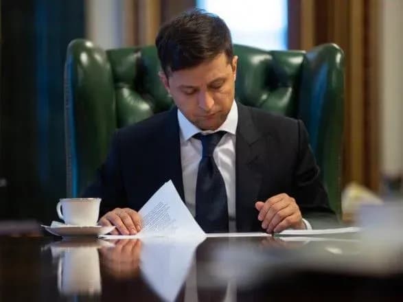 volodimir-zelenskiy-priznachiv-stipendiyi-prezidenta-vidatnim-paralimpiytsyam