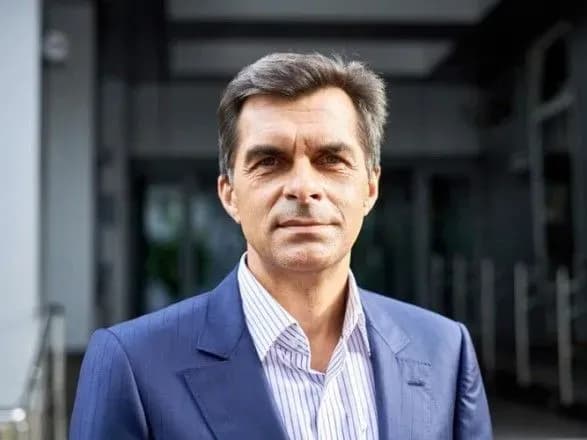 stalo-vidomo-skilki-milyoniv-zarobiv-zhmak-u-zbitkoviy-ukrzaliznitsi-pered-zvilnennyam