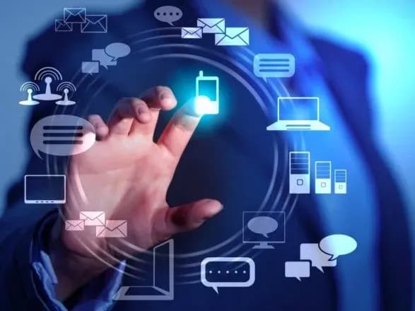 ekspert-derzhreyestri-ne-zakhischeni-i-kupiti-bazu-danikh-gromadyan-mozhna-za-70-100-dolariv