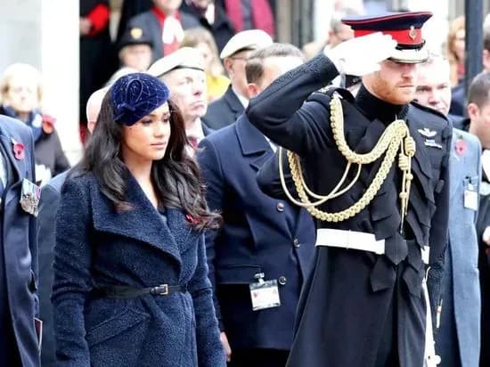 megan-markl-vshanuvala-pamyat-printsa-filipa-osoblivim-vinkom-iz-zapiskoyu