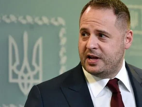 zustrich-radnikiv-normandskoyi-chetvirki-v-op-zayavili-pro-prodovzhennya-uzgodzhennya-klasteriv-z-vikonannya-minskikh-domovlenostey