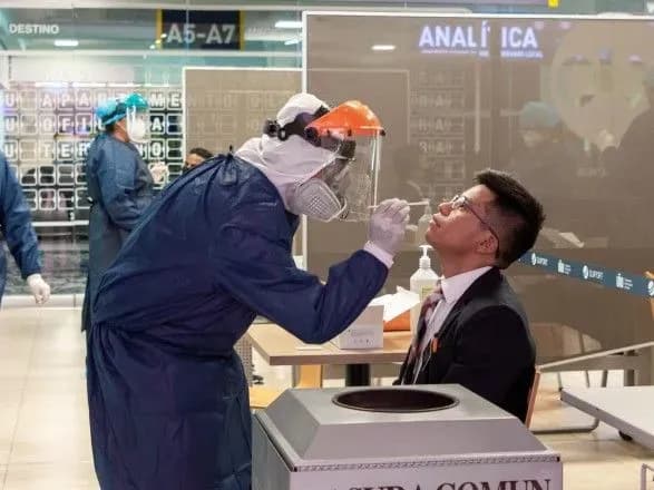 riznitsya-vartosti-mizh-testami-na-plr-v-aeroportakh-po-vsomu-svitu-dosyagaye-400-dolariv-doslidzhennya