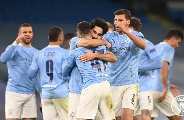 nablizilis-do-titulu-v-apl-zinchenko-vzyav-uchast-u-peremozi-manchester-siti