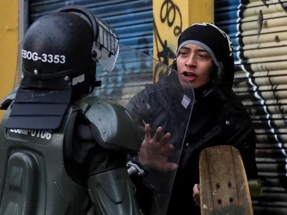 v-kolumbiyi-bilshe-80-lyudey-znikli-bezvisti-pid-chas-protestiv