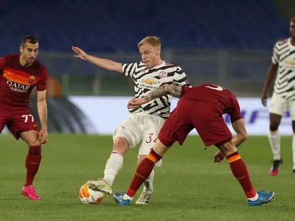 porazka-vid-romi-ne-zavadila-manchester-yunayted-probitisya-do-finalu-ligi-yevropi