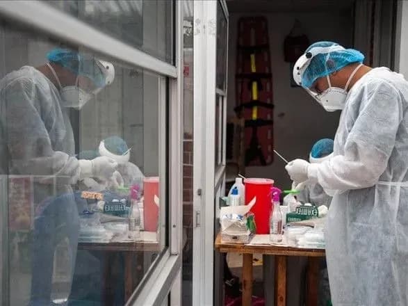 v-ukrayini-vzhe-2-114-mln-vipadkiv-covid-19-za-dobu-8-710