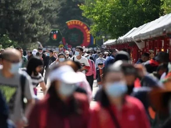 zrostannya-naselennya-kitayu-rizko-spovilnilosya