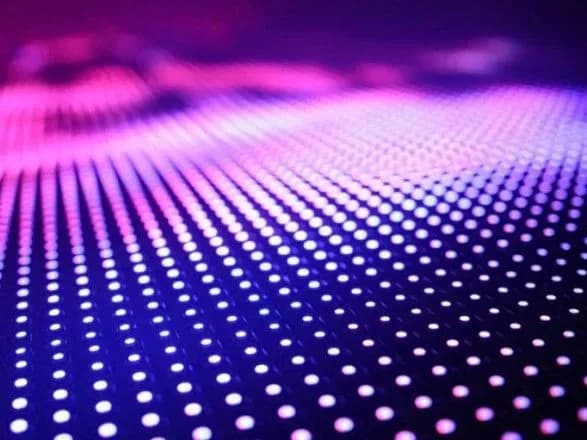 apple-zatrimuye-prodazh-novikh-ipad-pro-cherez-skladnoschi-u-virobnitstvi-ekraniv-bloomberg