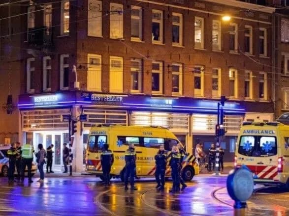 v-amsterdami-vnaslidok-strilyanini-zaginula-lyudina-ye-poraneni